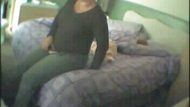 Porno chaud pas d'inscription  Une femme mature a jeté une film porno amateur allemand photo d'aventure devant un garçon