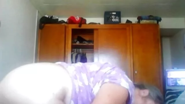 Porno chaud pas d'inscription  Babe video de sex amateur francais a pris la bite sans tirer sa jupe