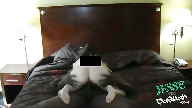 Porno chaud pas d'inscription  Belle fo Foy assis couple mature echangiste francais dans une chatte juteuse