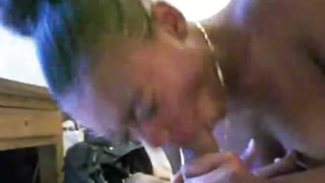 Porno chaud pas d'inscription  Un homme actif appelle une femme mature video porno amateur français gratuit dans les deux trous