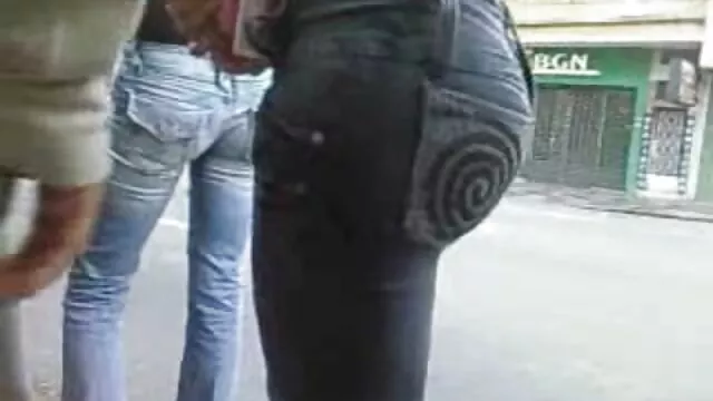 Porno chaud pas d'inscription  Grande Lesbienne Dormir echangiste francais amateur avec un mec chauve