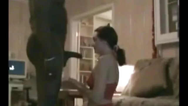 Porno chaud pas d'inscription  Jeune couple matures amatrices francaises ayant amusant dans la Appartement