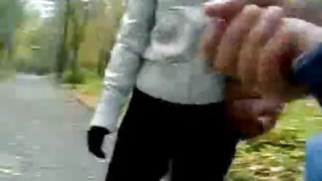 Porno chaud pas d'inscription  Fille sucé amateru francais un homme dans les bois et l'a sorti